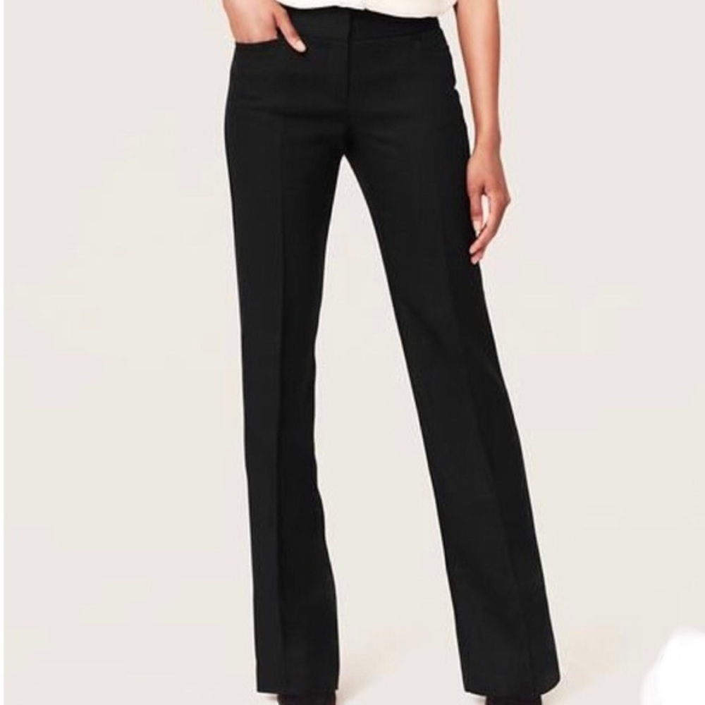 Curvy fit straight leg pants.
